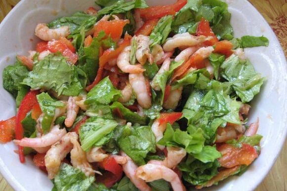 Σαλάτα με θαλασσινά – ένα υγιεινό πιάτο για άτομα που ακολουθούν δίαιτα χωρίς γλουτένη