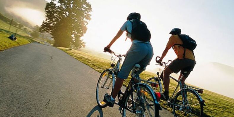 Η ποδηλασία είναι μια από τις ασκήσεις απώλειας βάρους